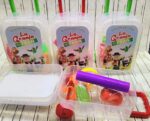 Valijita con Ruedas Personalizada Con Masas, Cortantes .