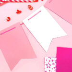 Banderin Liso Rosa y Blanco de Carton