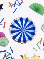 Platos de Polipapel Ruleta Azul y Celeste Borde Stamping Dorado x 8 - Imagen 2