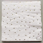 Servilletas PUNTITOS DORADOS x 12 Unidades Con Stamping