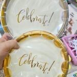 Platos GRANDE de Polipapel CELEBRATE  x 10 con STAMPING Dorado o Plata . Media 22Cm Diametro Aprox.
