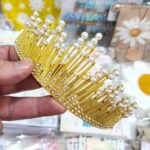 CORONA PREMIUN METAL CON PERLAS Y STRASS  DORADA