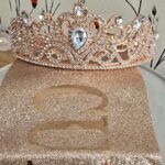 Set CORONA METAL STRASS CORAZON DIAMANTE + FAJA DE FC A TONO. Dorado Plata o GoldRose.