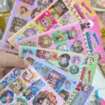 Stickers LABUBU HOLOGRAFICOS. x 10 Planchitas Surtidas