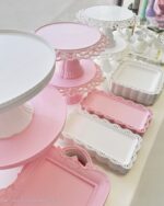Bandeja Rectangular Plastico. Medida 24x18x4 Cm. Blanca Rosa o Metalizado Dorado - Imagen 4