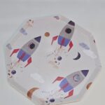 Plato Polipapel ASTRONAUTAS x 8 unidades Con Stamping Plateado.