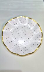 Bandeja Plato Polipapel Black and White Lunares x 8  Ondulado Con Stamping Dorado. Mide 27 cm. - Imagen 3