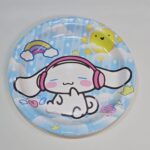 Platos Polipapel  CINNAMON ROLL x 10 Unidades.