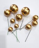 Toppers Esferas Bolas Para Tortas Plasticas DORADAS  Varias Medidas en el Pack x 20 Unidades. - Imagen 4