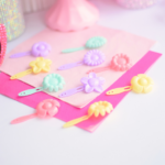 Juguetes: SET HEBILLAS DE MARGARITA x 10 Multicolor - Imagen 2