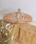 Set CORONA METAL STRASS PRINCESS + FAJA DE FC A TONO. Dorado Plata o GoldRose. - Imagen 2