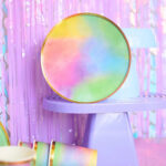 Plato Polipapel MULTICOLOR PASTEL con Borde Stamping Dorado x 10