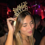 VINCHA METÁLICA "BIRTHDAY BITCH" con strass