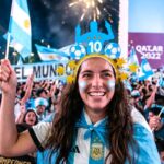 Vincha ARGENTINA SILUETA DE MESSI Y PELOTAS