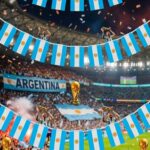Banderin BANDERAS ARGENTINAS DE CARTON LAMINADO CON SOL