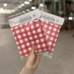 Servilletas Cuadrille ROJAS  x 20 Papel Tissue. Miden Aprox 16,5 x 16,5 Cm.