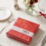 Servilleta Premium Texturada Papel Relieve Nacarado Roja 33x33  Trae 20 Unidades.